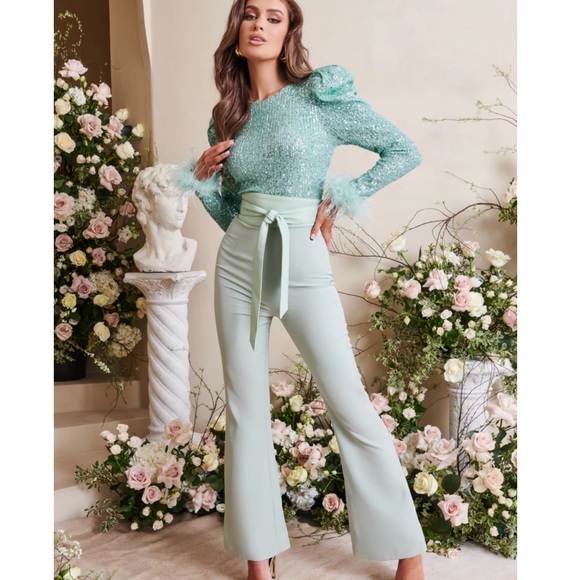 NEW SEASON Lavish Alice feather and sequin embellished jumpsuit missing belt - Picture 8 of 13